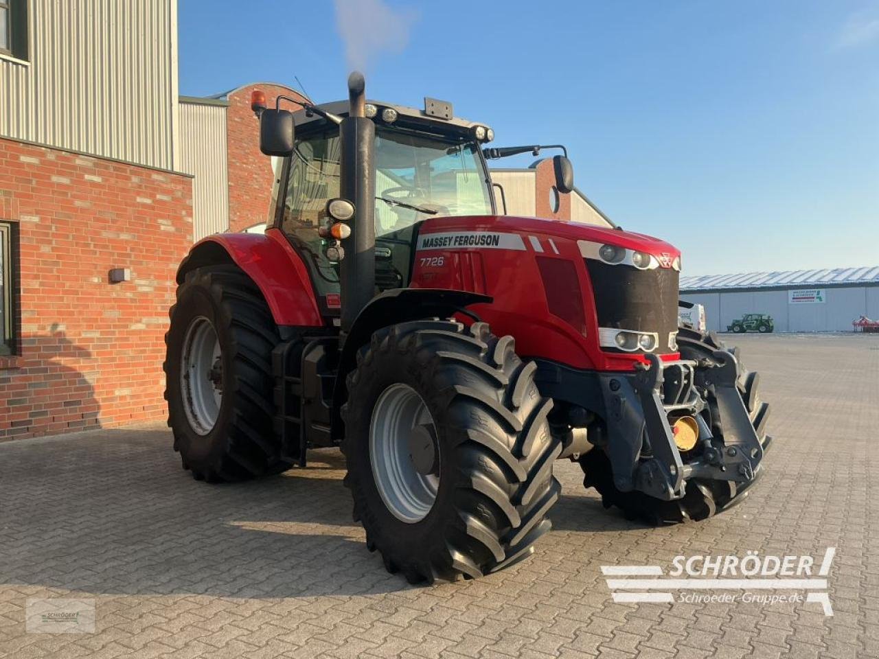 Traktor of the type Massey Ferguson 7726 S DYNA-VT | RTK, Gebrauchtmaschine in Lastrup (Picture 7)